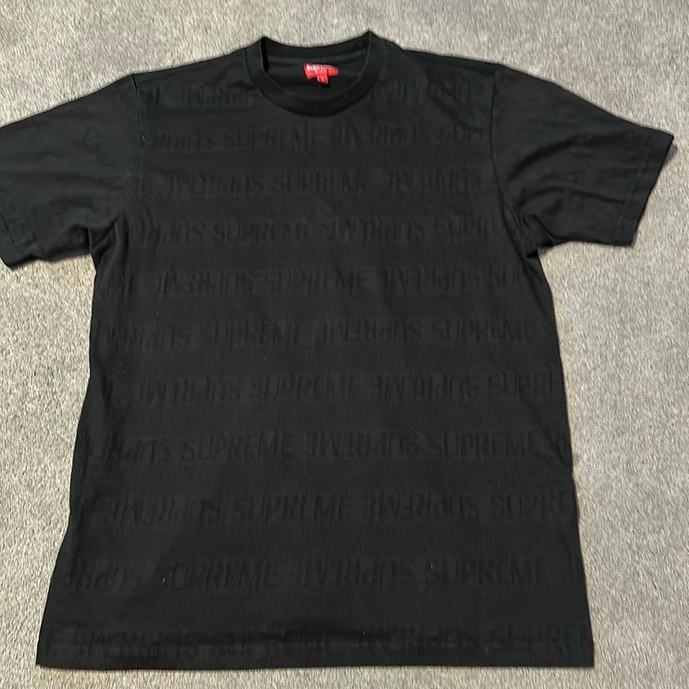 Supreme tee men's size large